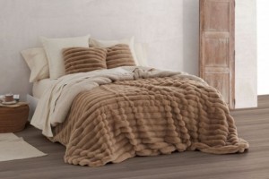 Colcha edredón invierno de piel ecológica, 438 Camel